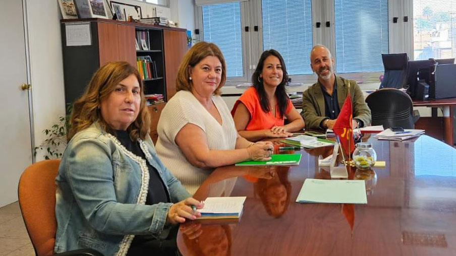 Reunión con el Consejero de Educación de Cantabria 